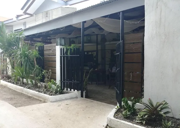 Cozy Inn Mactan
