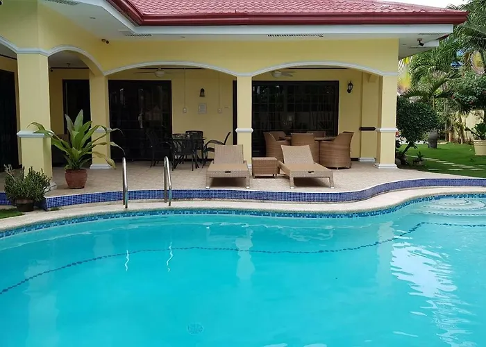Kim Beatriz Compound