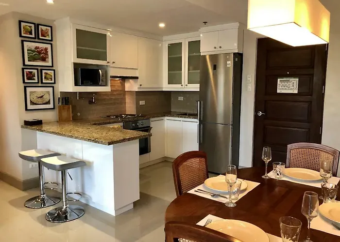 500Mbps Wi-Fi 2 Largest 2 Bdrm Condo In Grand Residences