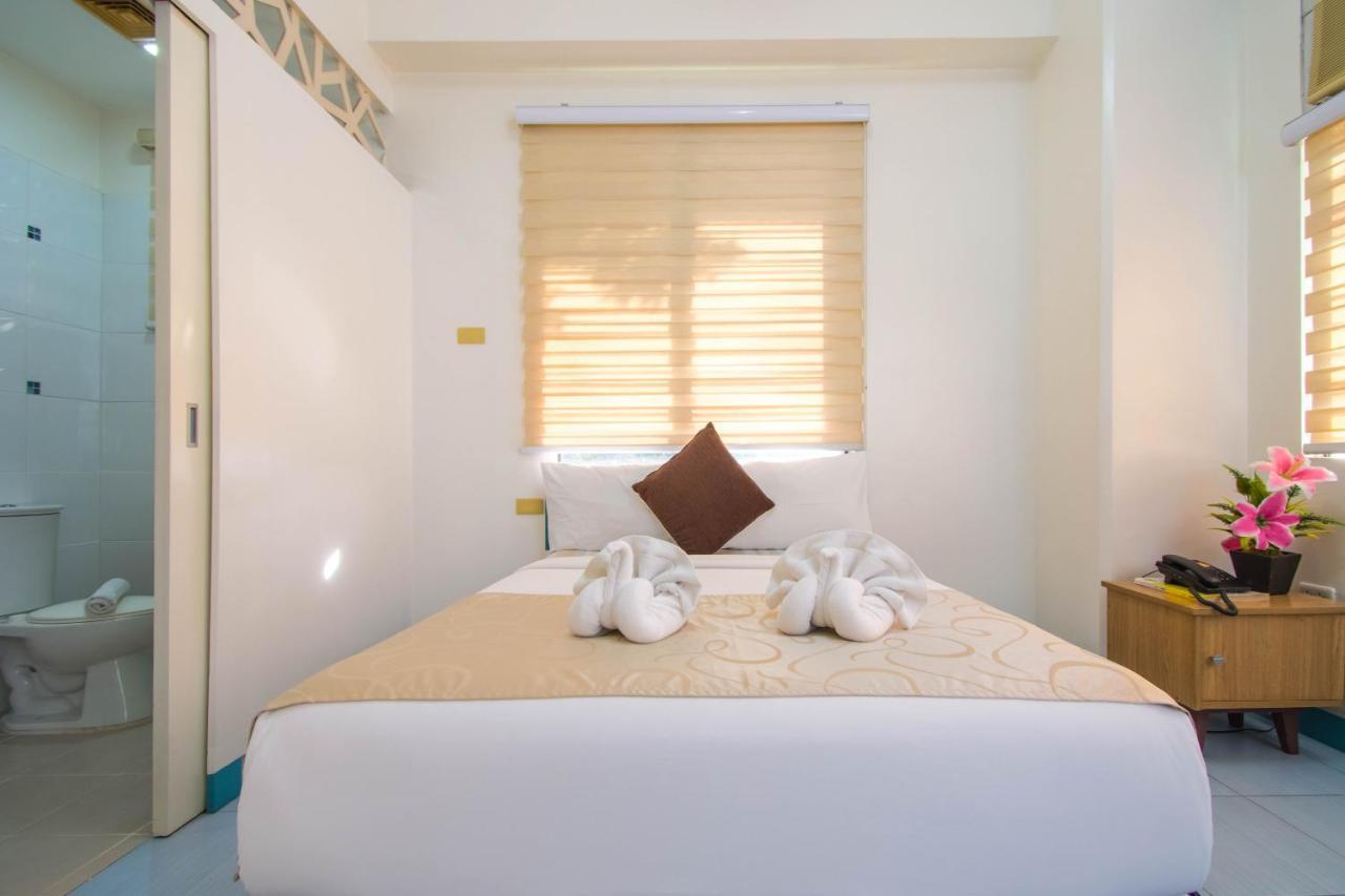 Alicia Tower Residences (Adults Only) *