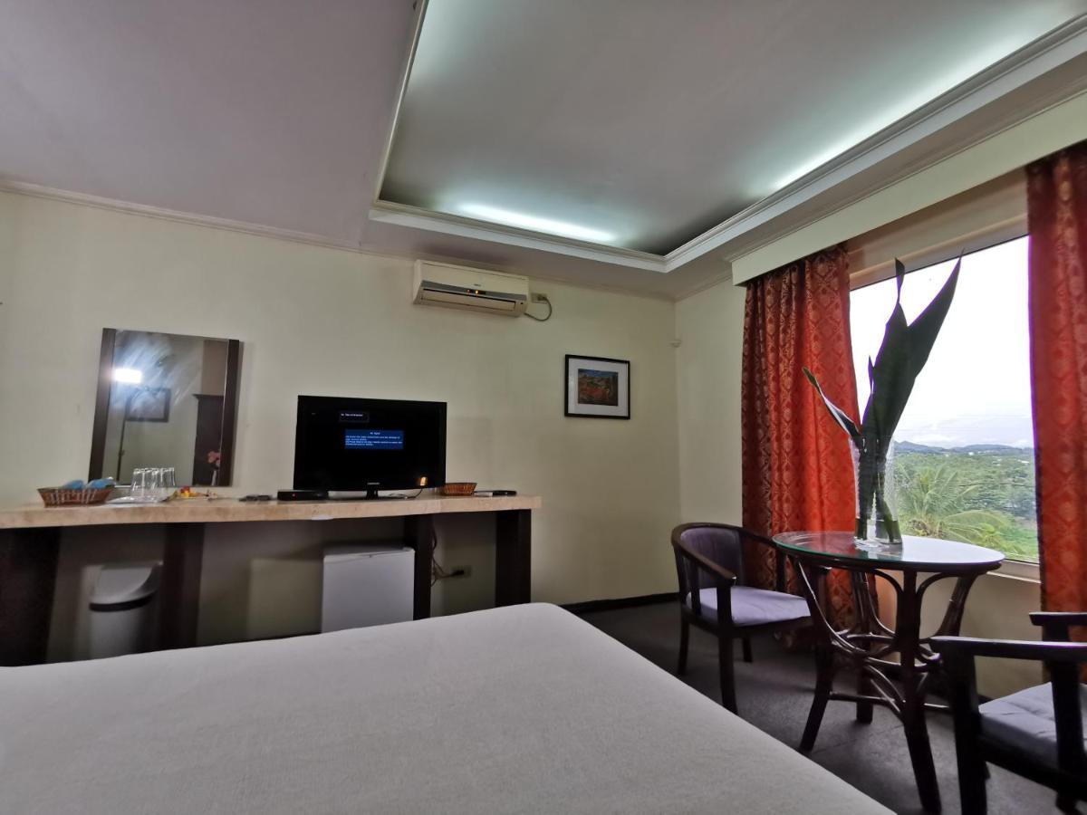 Hotel Hilltop Cebu