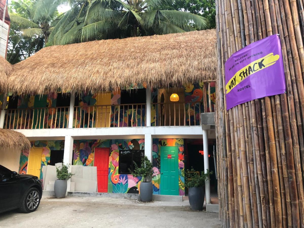 Way Shack Hostel *