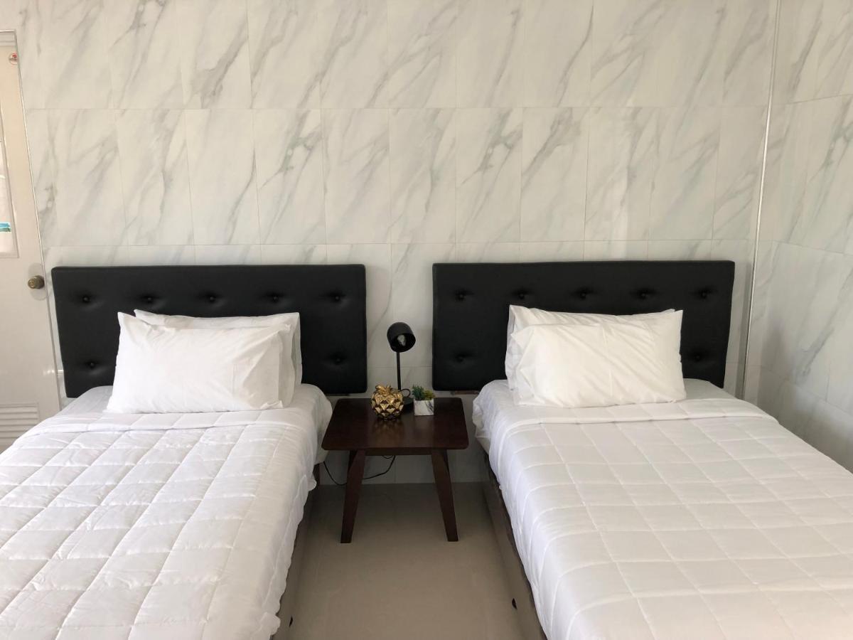 Arriyus Apartelle *
