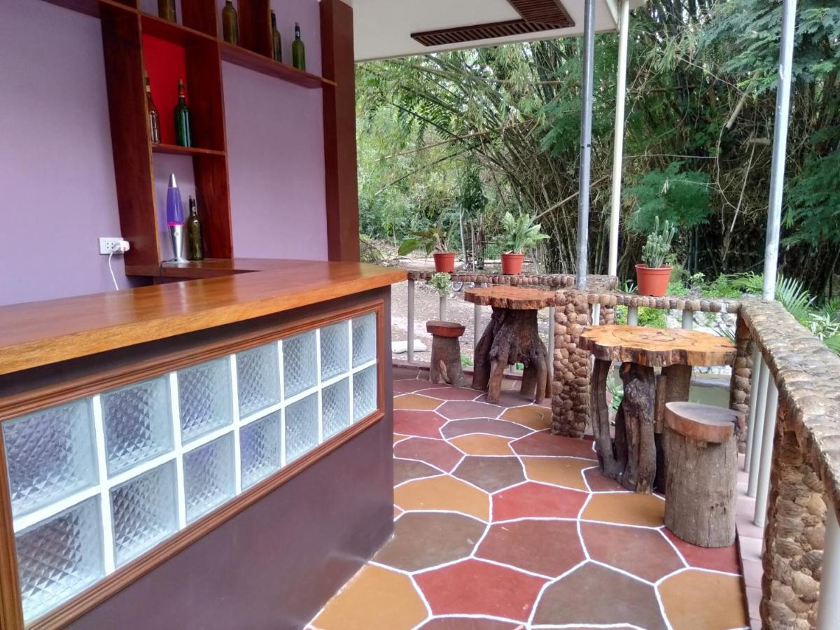 Banamboo Hostel