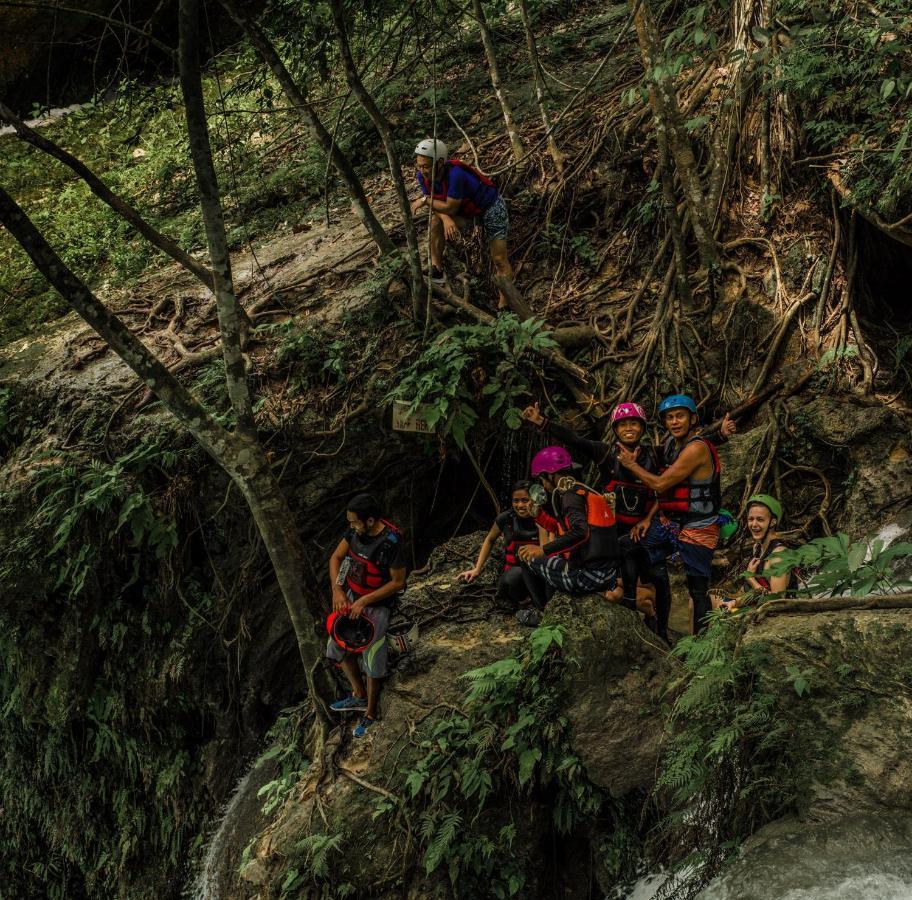 Chief Mau Cebu * Moalboal