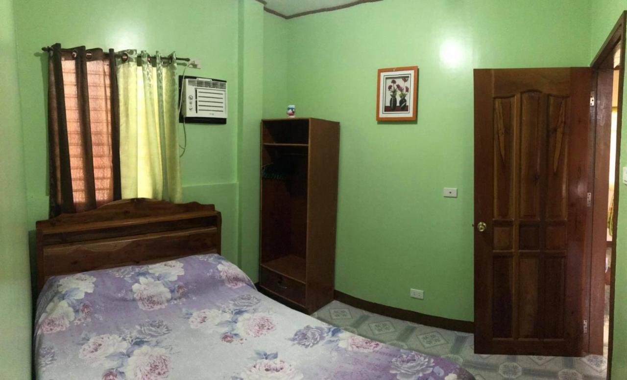 Kenvan's Moalboal