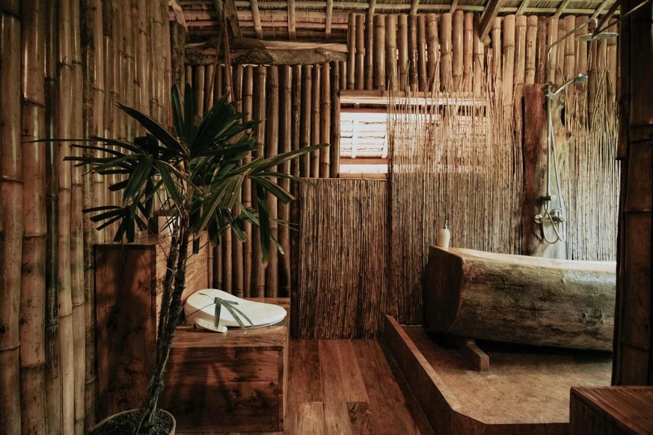Treehouse De Valentine