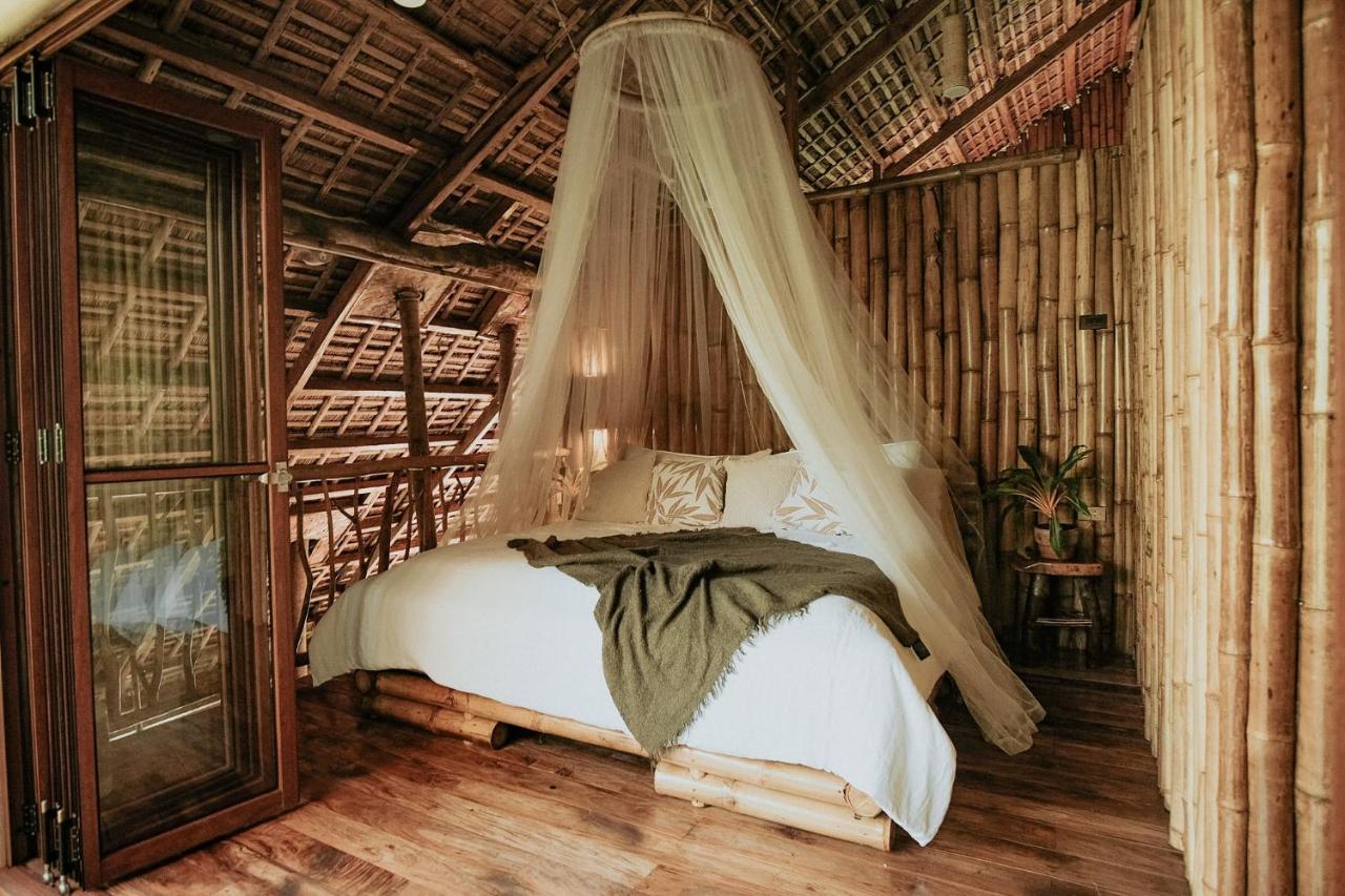 Treehouse De Valentine Lodge Balamban