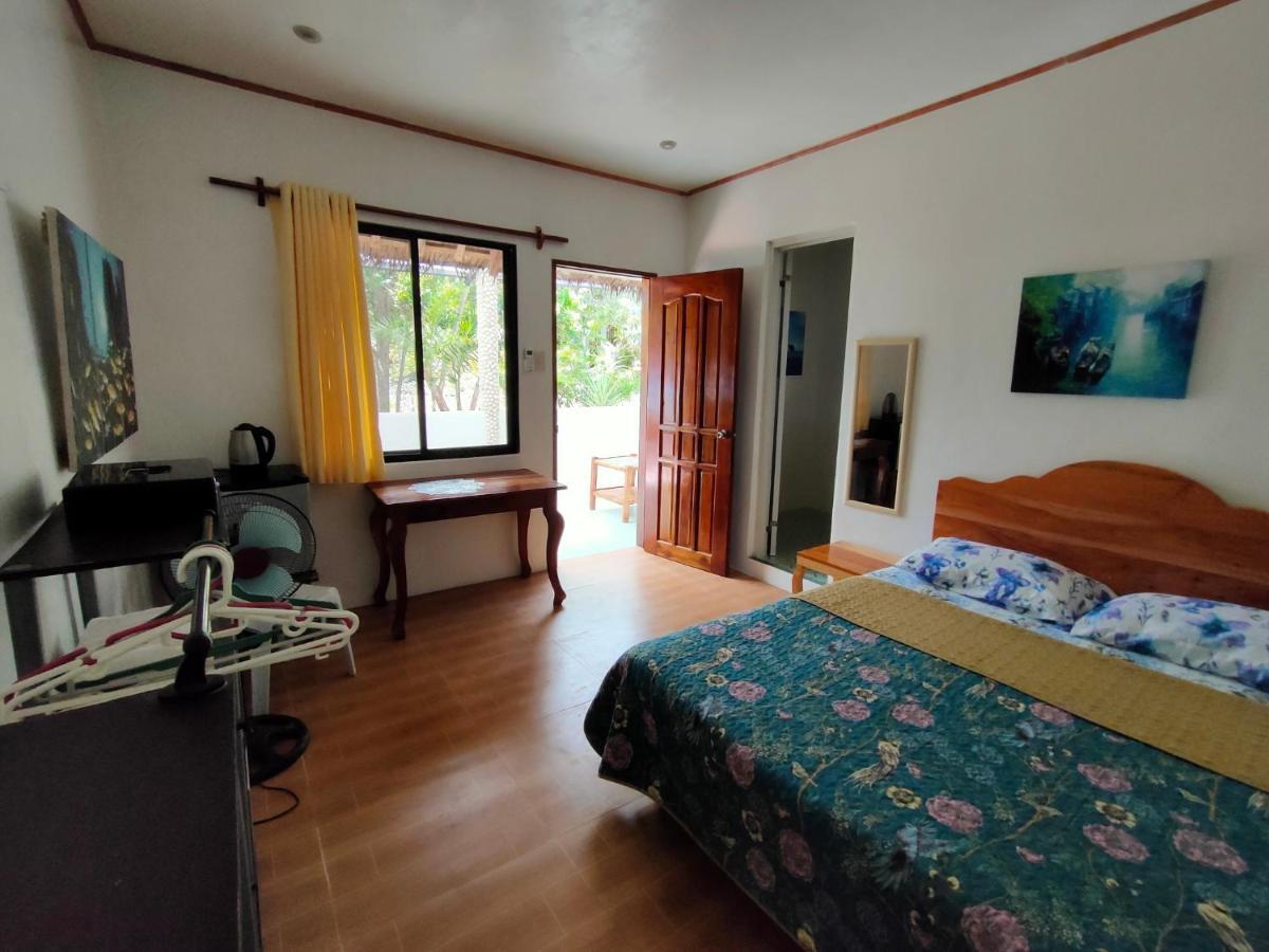T Breeze Coastal 4* Moalboal