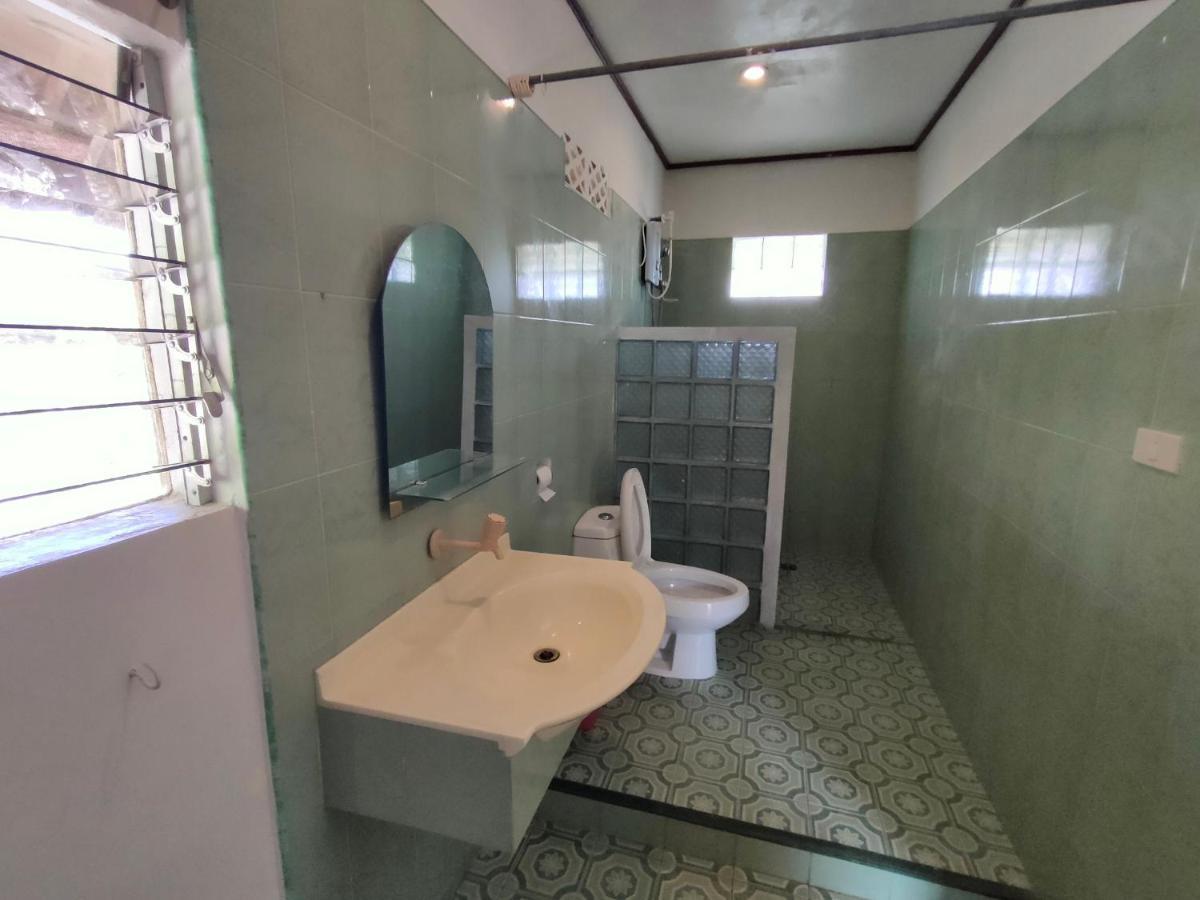 T Breeze Coastal 4* Moalboal