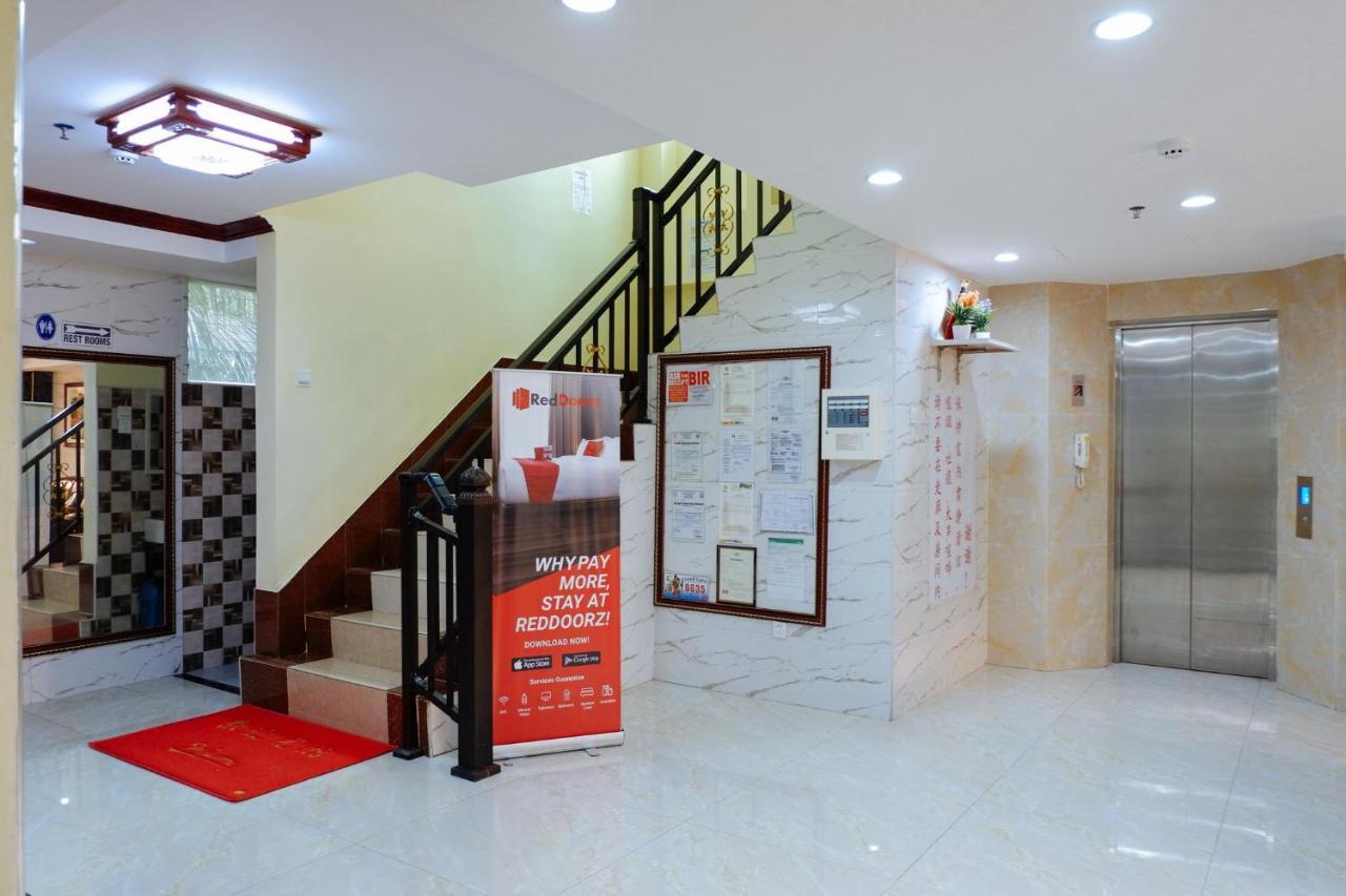 Hotel Reddoorz Near Camella La Brisa Lapulapu 2*