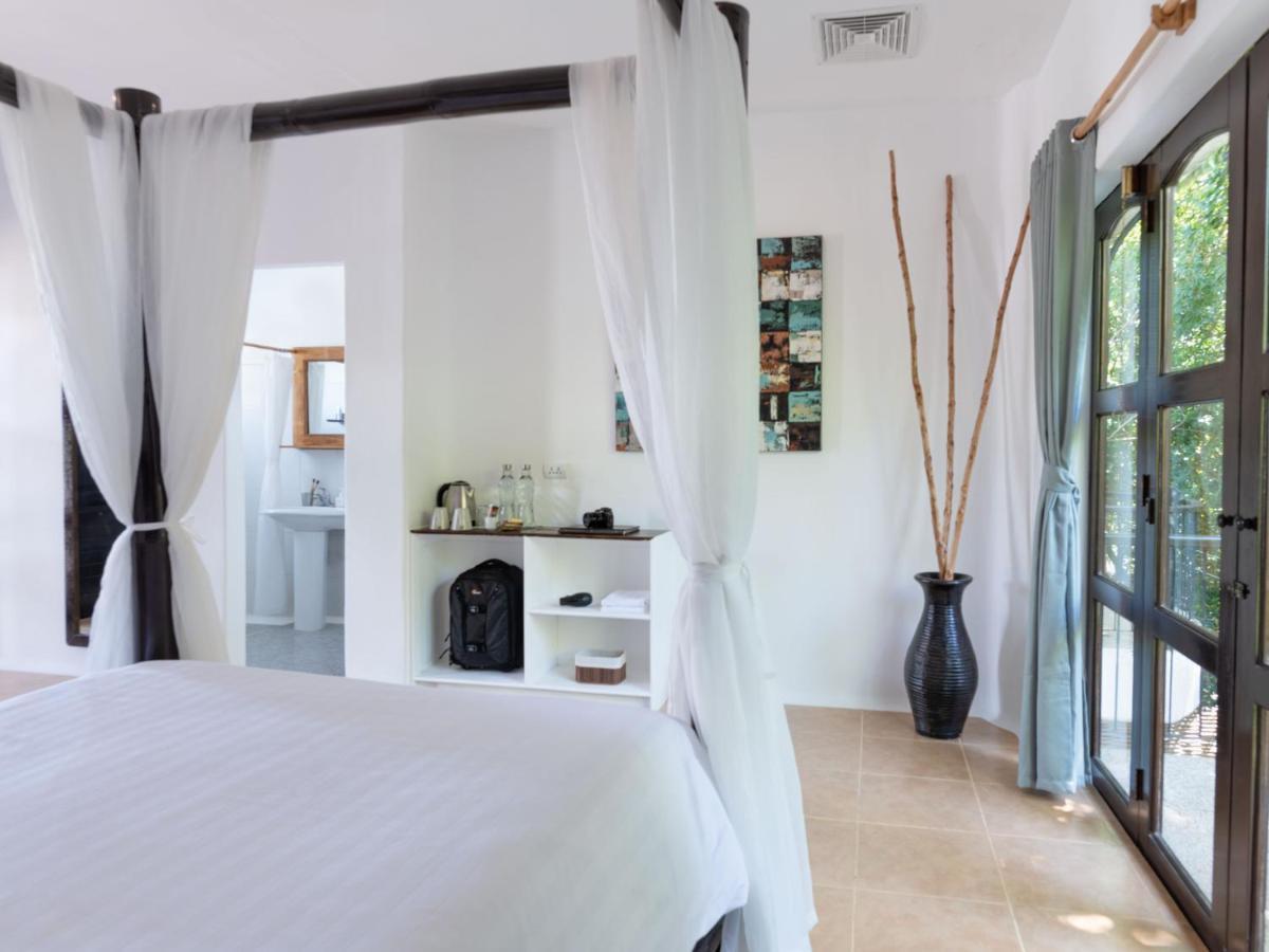 Granada - Adults Only 3* Boljoon
