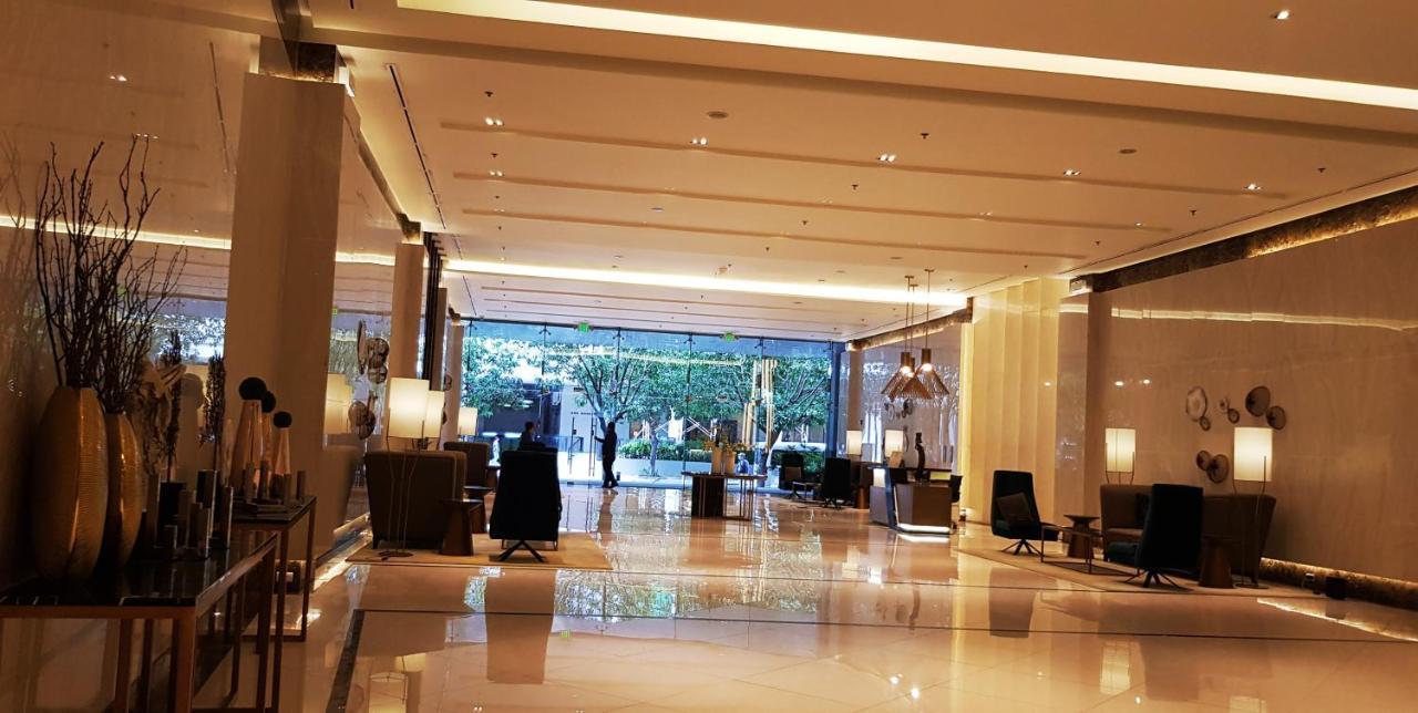 Mactan Newtown - 1br Stunning Ocean View And View Apartment
