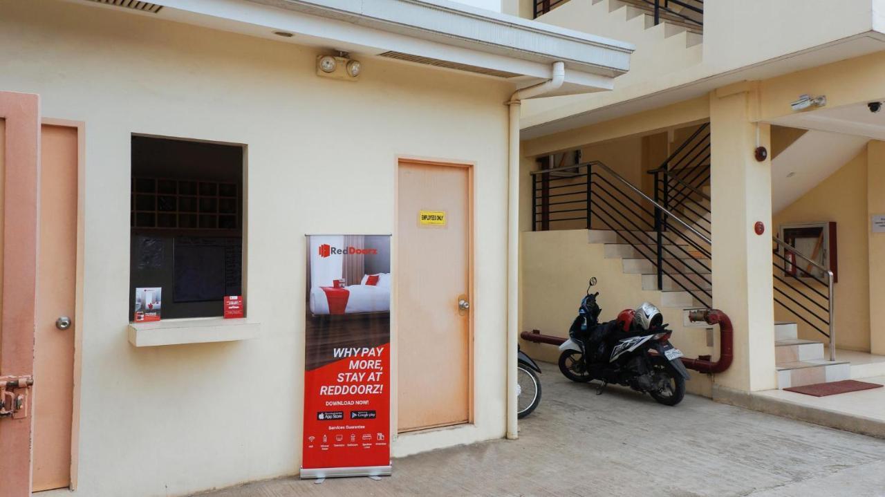Reddoorz Near Town Center bahay-panuluyan 2*