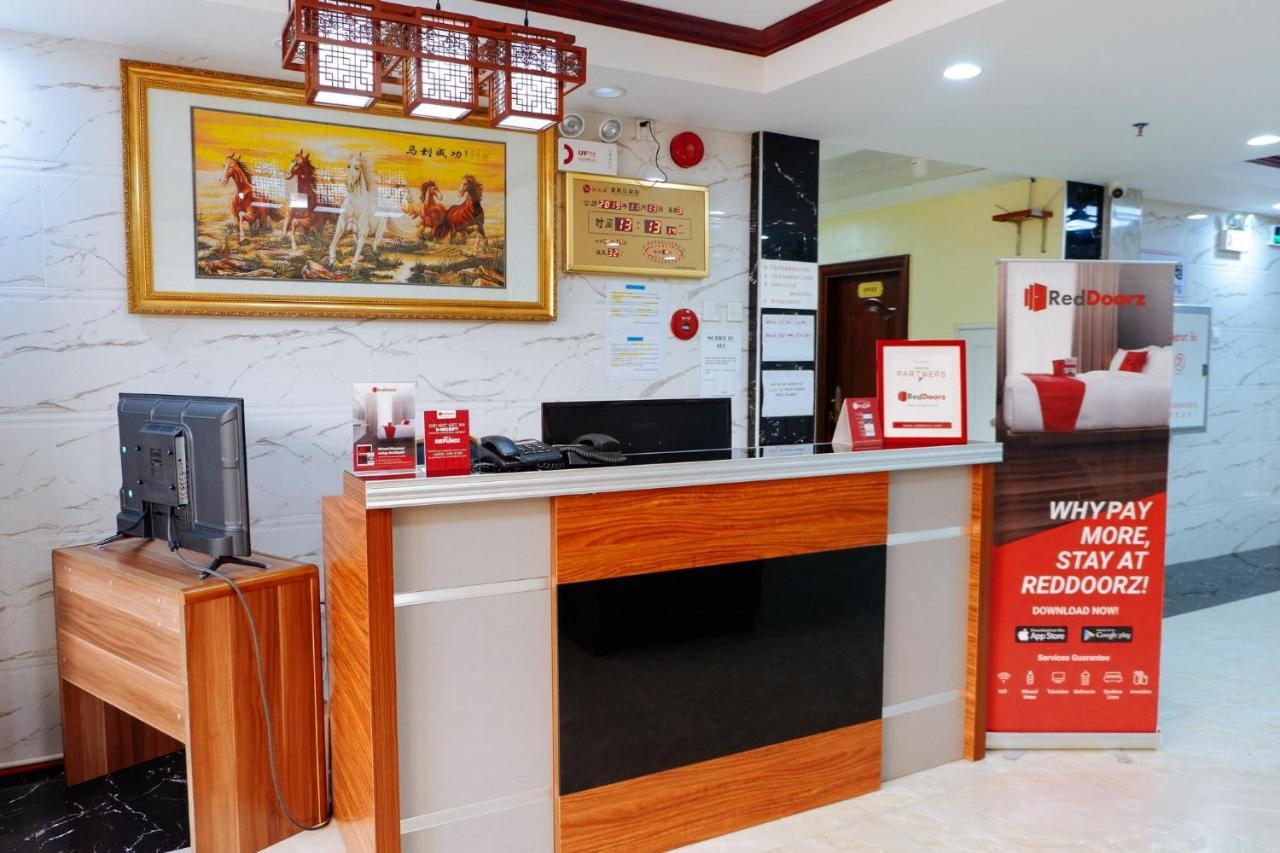 Hotel Reddoorz Near Camella La Brisa Lapulapu 2*