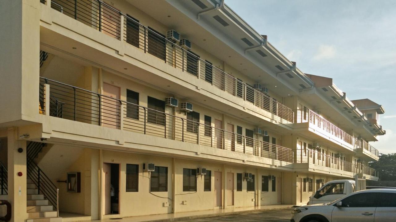 Reddoorz Near Town Center bahay-panuluyan Talisay (Cebu)