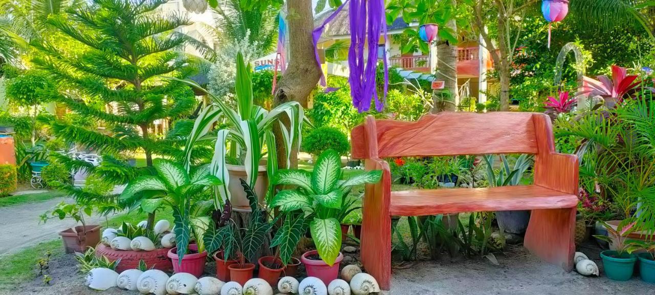 bahay-panuluyan Sunshine Paradise 2*