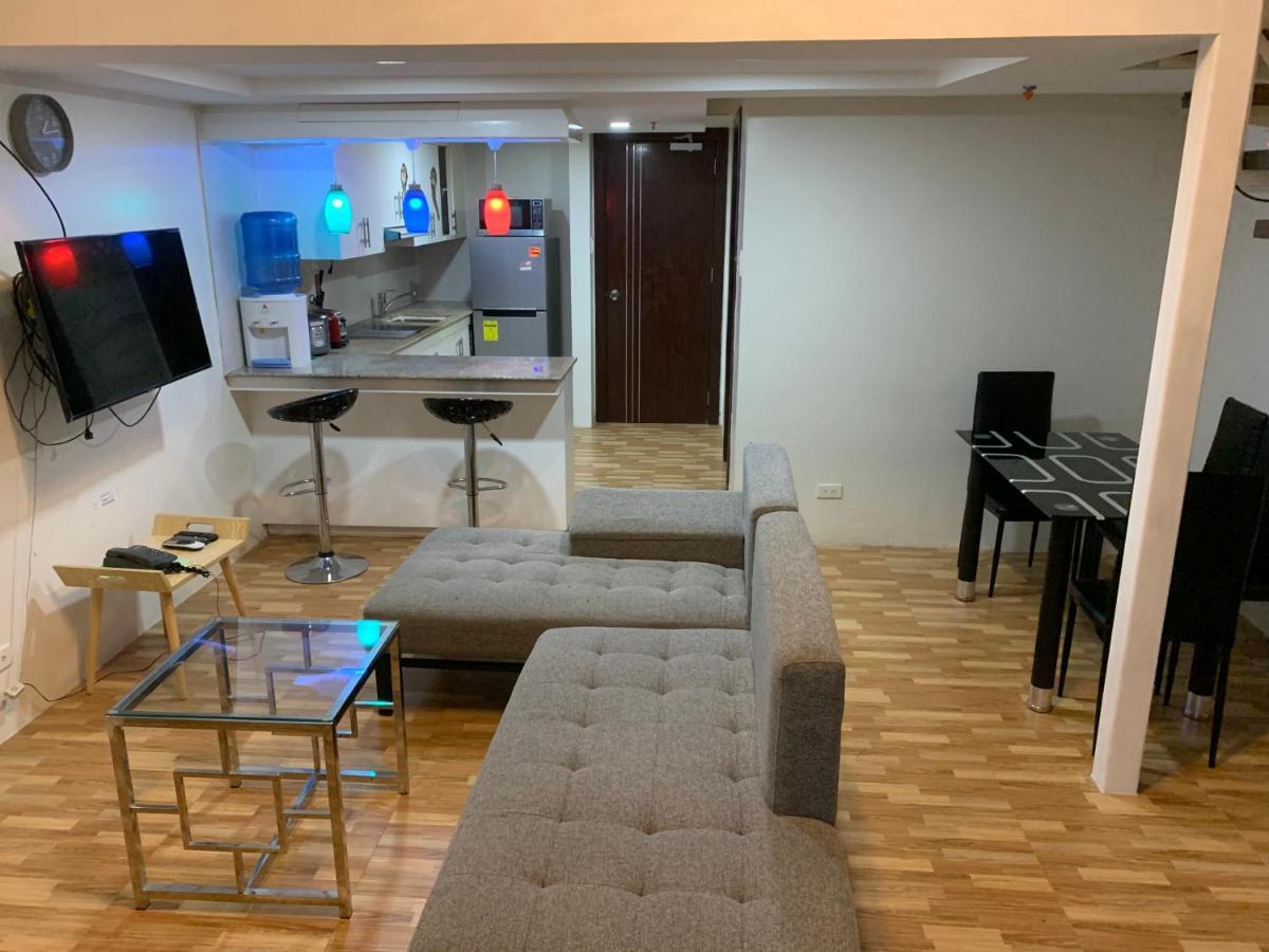 Club Ultima Cebu City Hotel