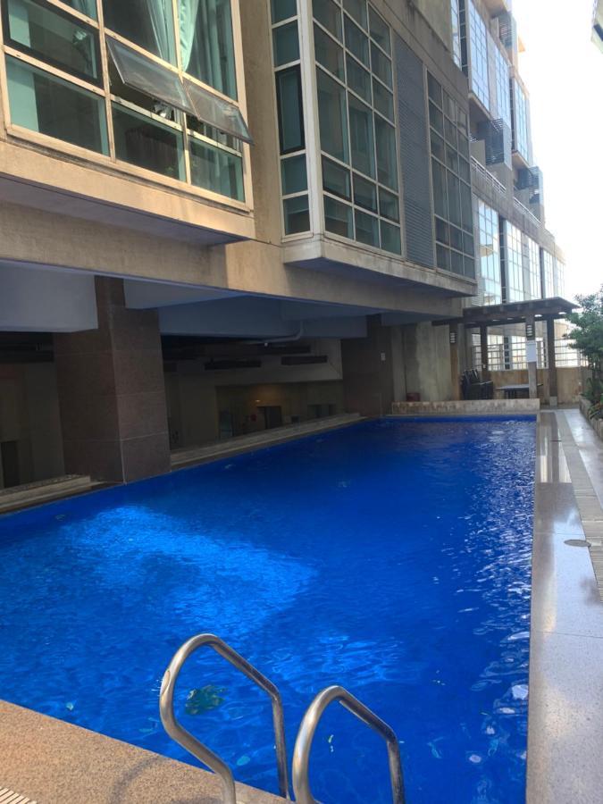 Club Ultima Cebu City * Cebu