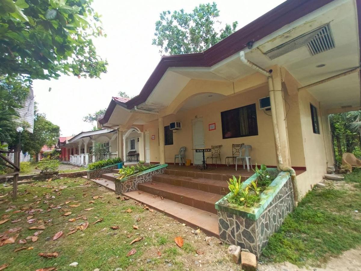 Reddoorz @ Costa Roca Balamban 3* Cebu