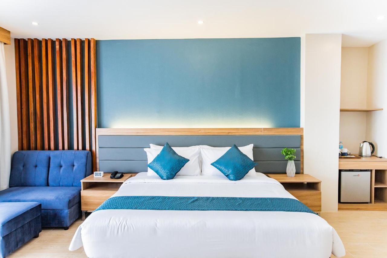 Dulcee Hotel Naga (Cebu)
