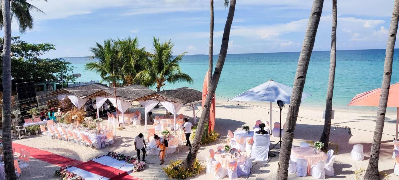 Resort Marlins