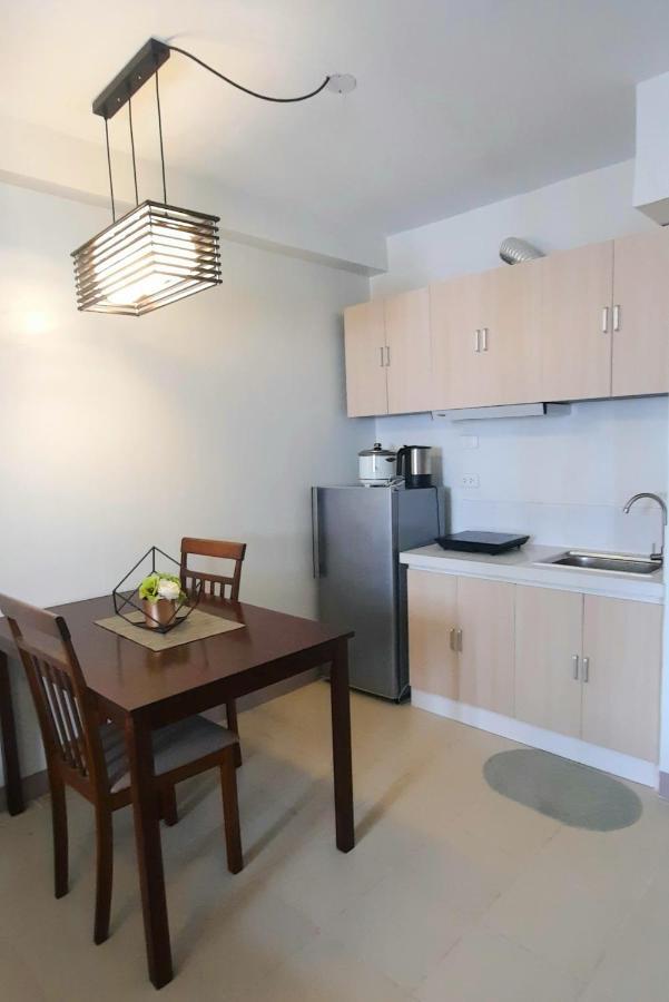 Apartment Cozy Near Beaches With Netflix And Pool Lapu-Lapu City