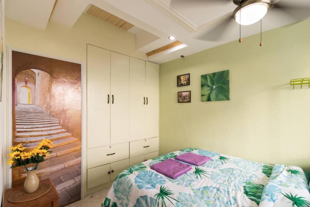 Hideaway , Need, And Nothing Don't Apartment *