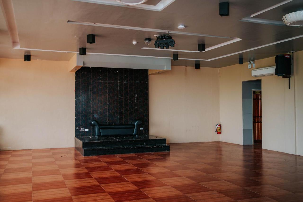 4k's House By Cocotel - Fully Vaccinated Staff Hotel