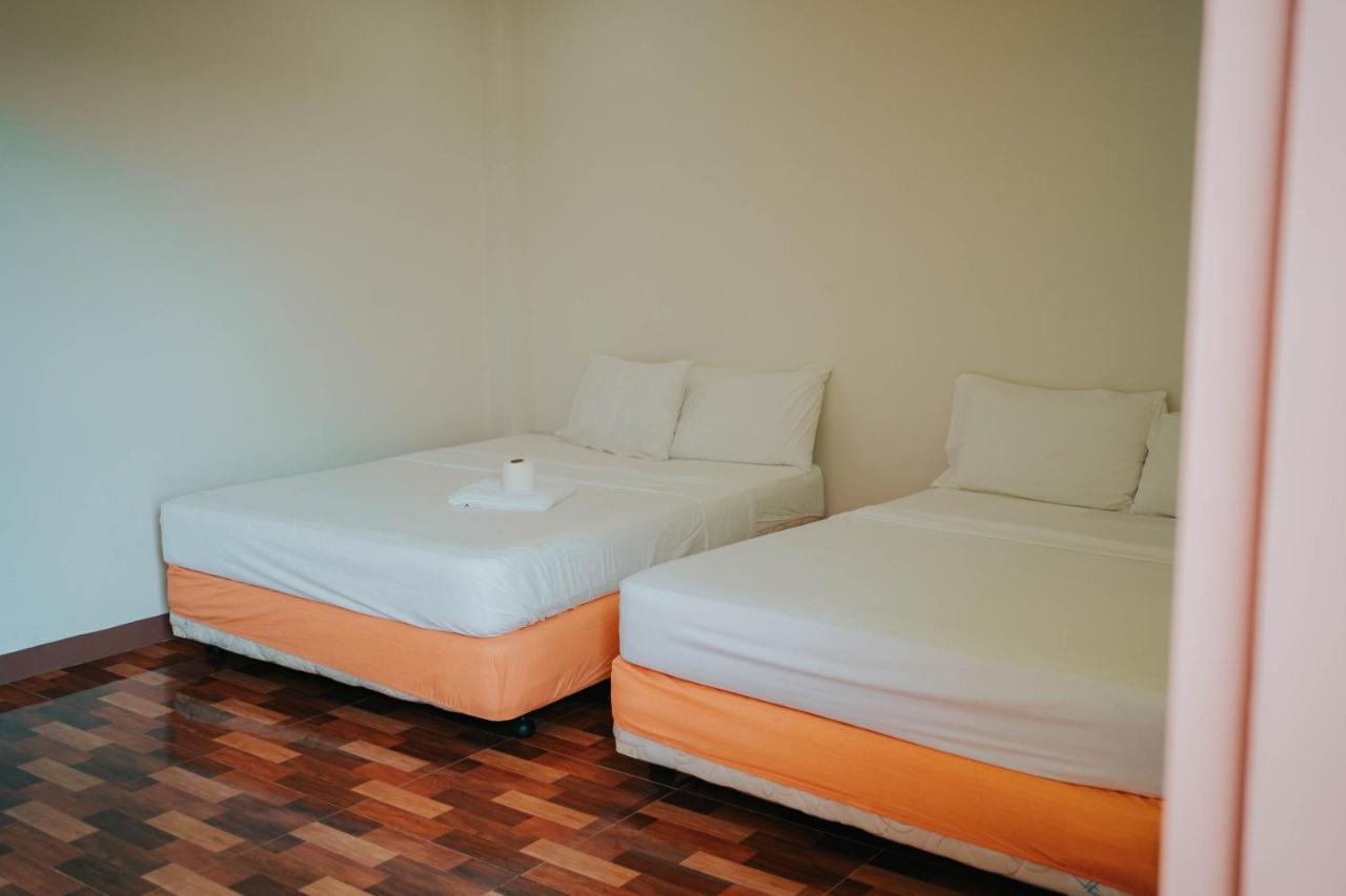 4k's House By Cocotel - Fully Vaccinated Staff Cebu