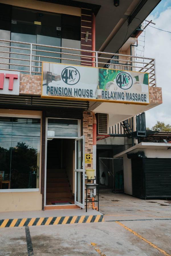 4k's House By Cocotel - Fully Vaccinated Staff 3* Cebu