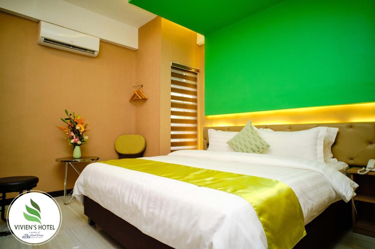 Hotel Vivien's 2*