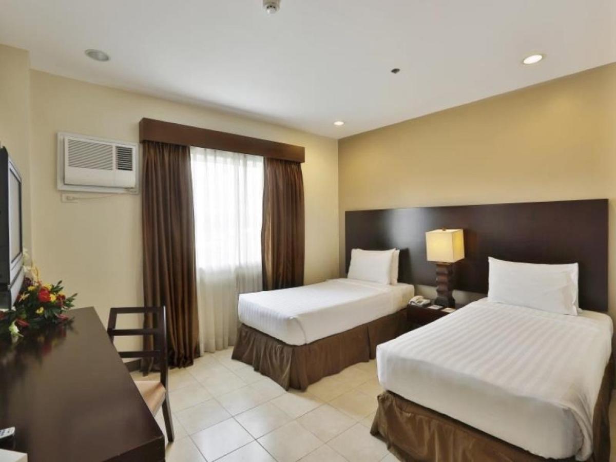 Alpa Hotel