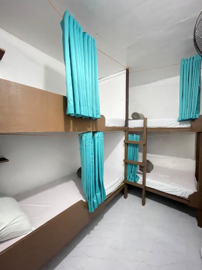 Budget Hostel *