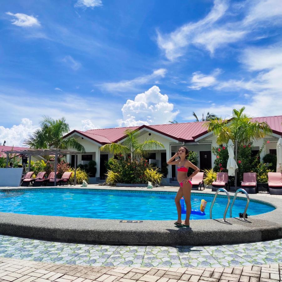 Garden Village Hotel