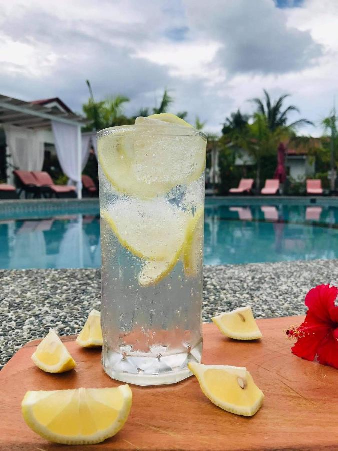 Garden Village Hotel Moalboal