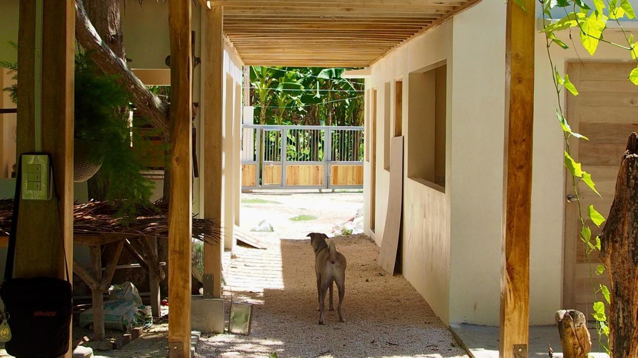 Resort Camotes-hidden-huts *