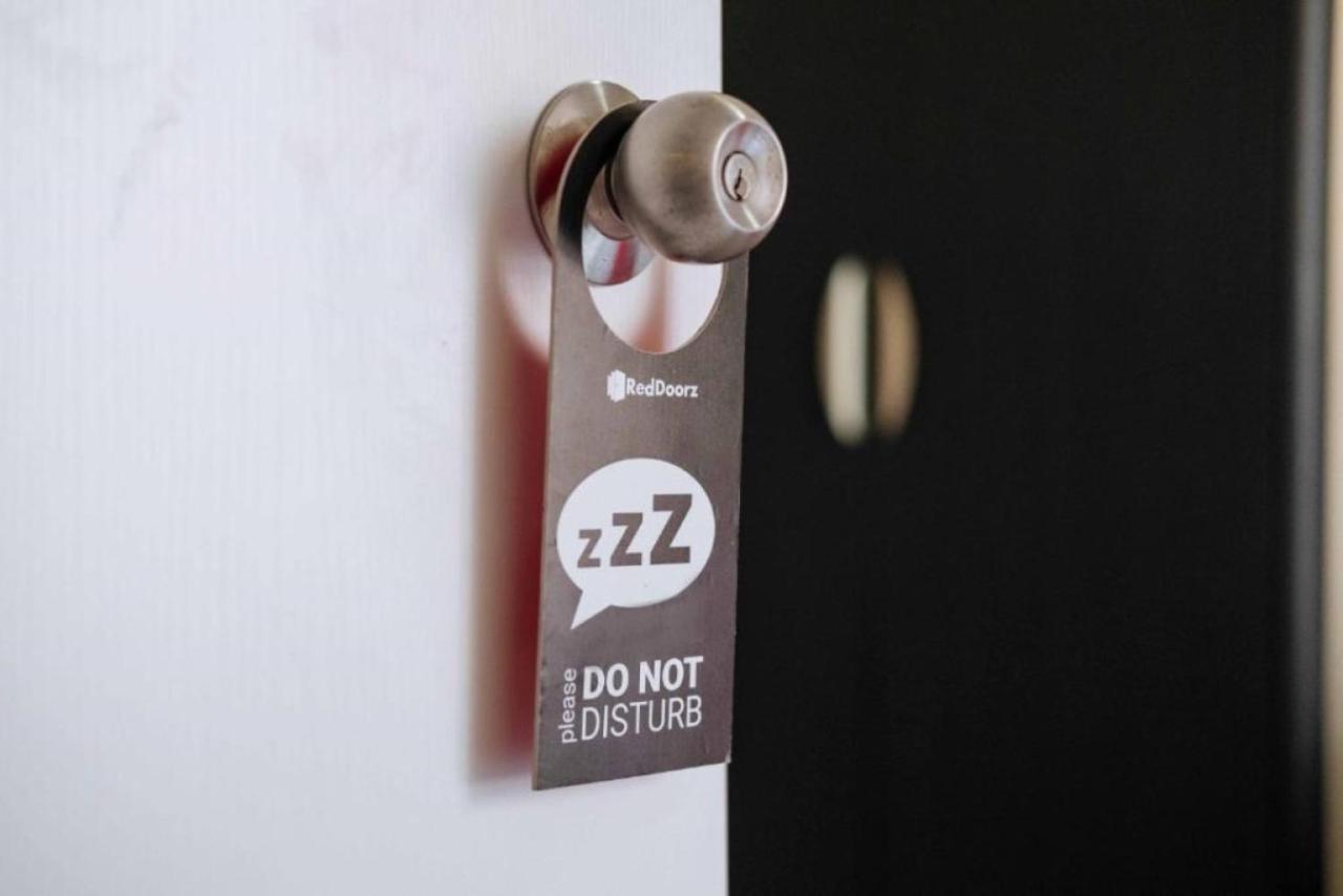 Reddoorz @ Junquera Extension Hotel