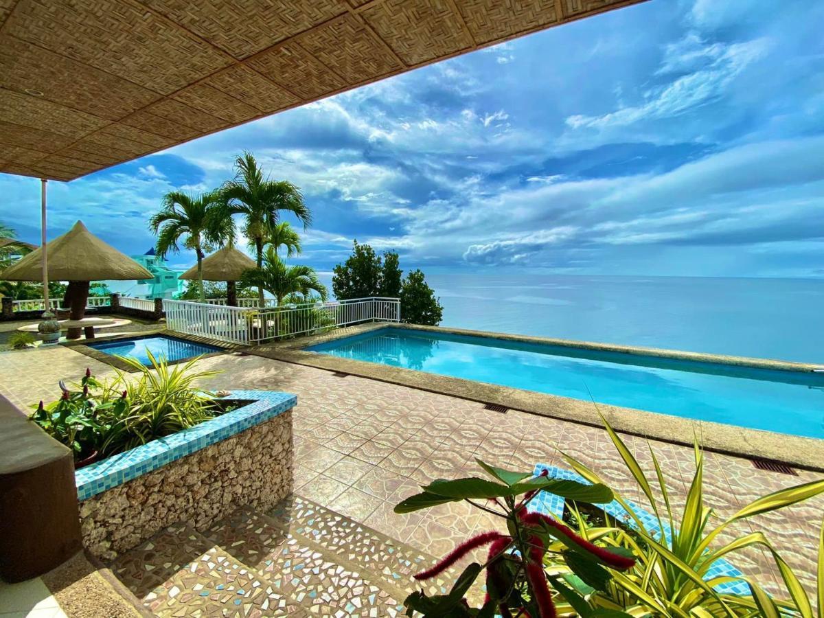 Azure Camotes 4*