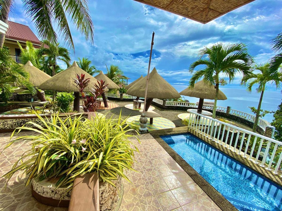 Hotel Azure Camotes