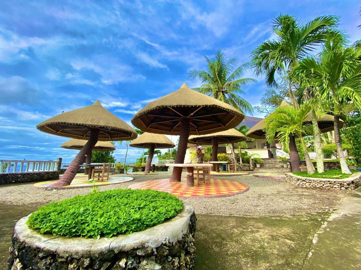 Azure Camotes Hotel 4*