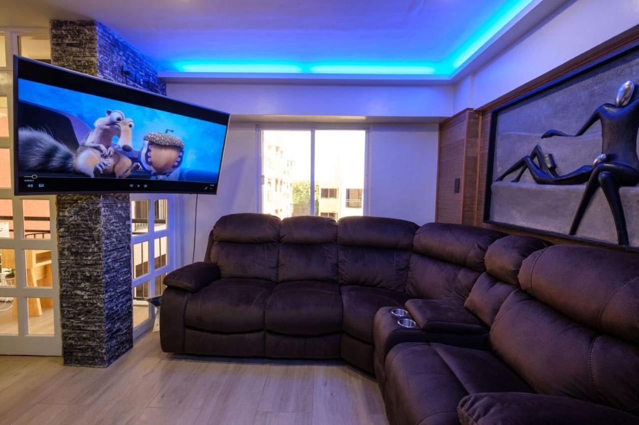 Apartment Clockworkorange Luxury Suites With Netflix *