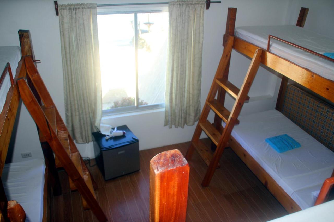 Bay Bar And Restaurant Hotel Oslob