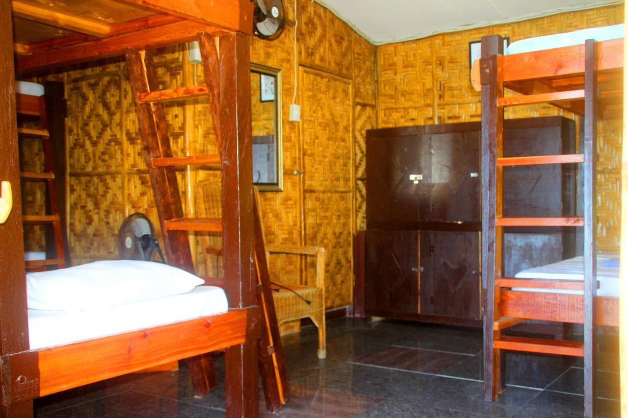 Hotel Bay Bar And Restaurant