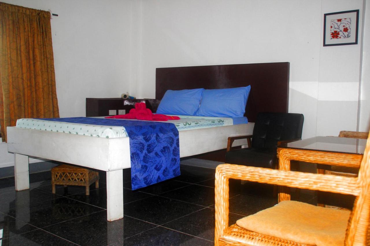 Bay Bar And Restaurant 3* Oslob