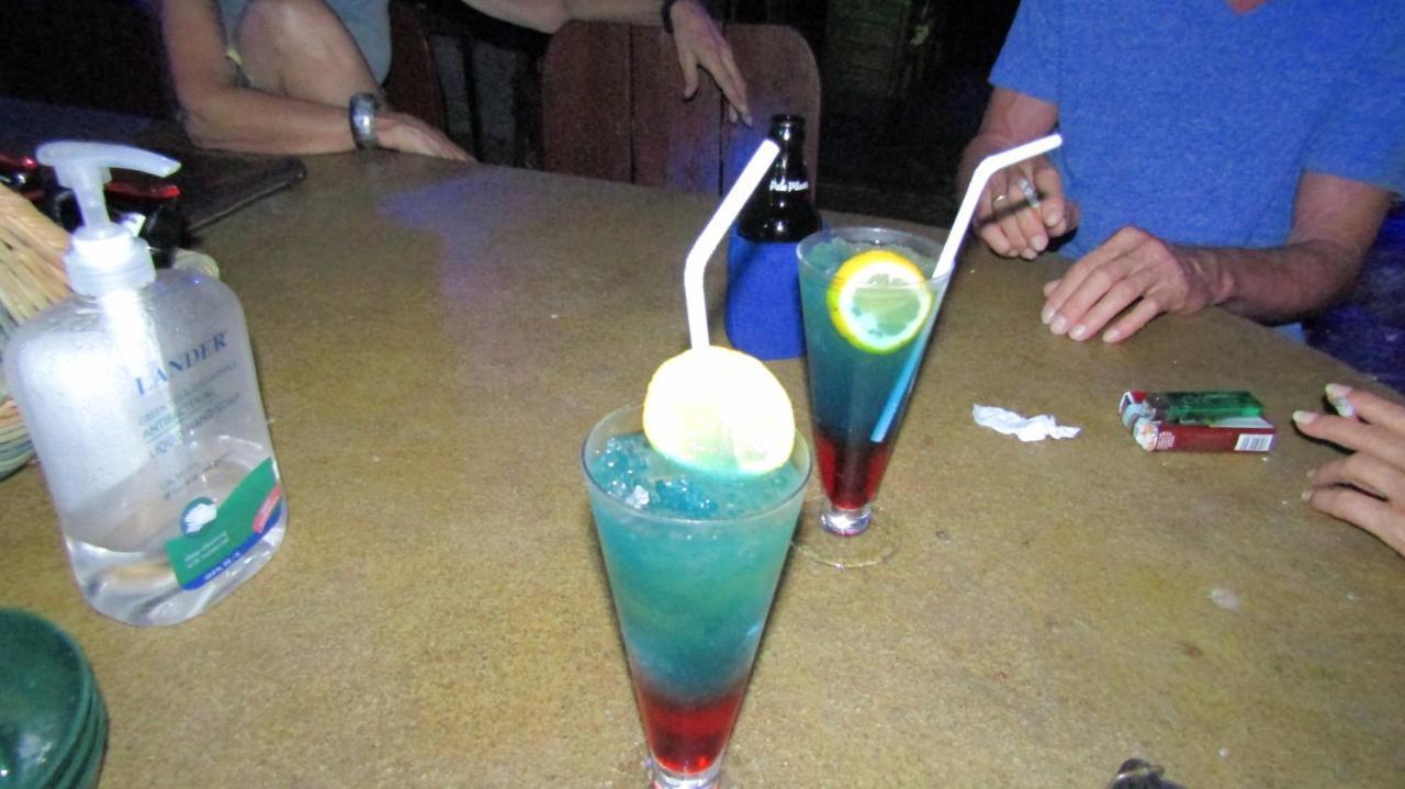 Bay Bar And Restaurant Oslob