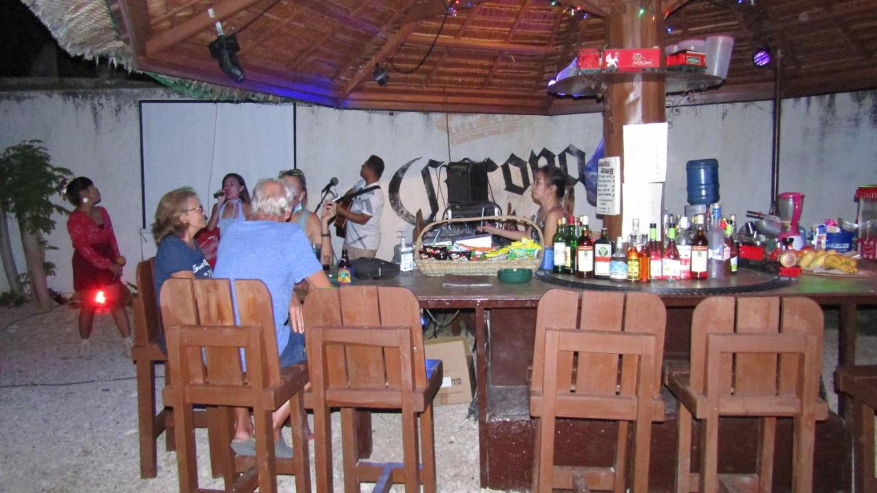 Hotel Bay Bar And Restaurant Oslob