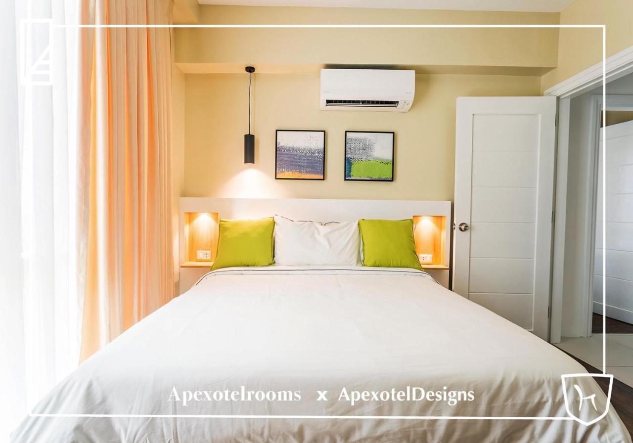 Padgett Place Deluxe