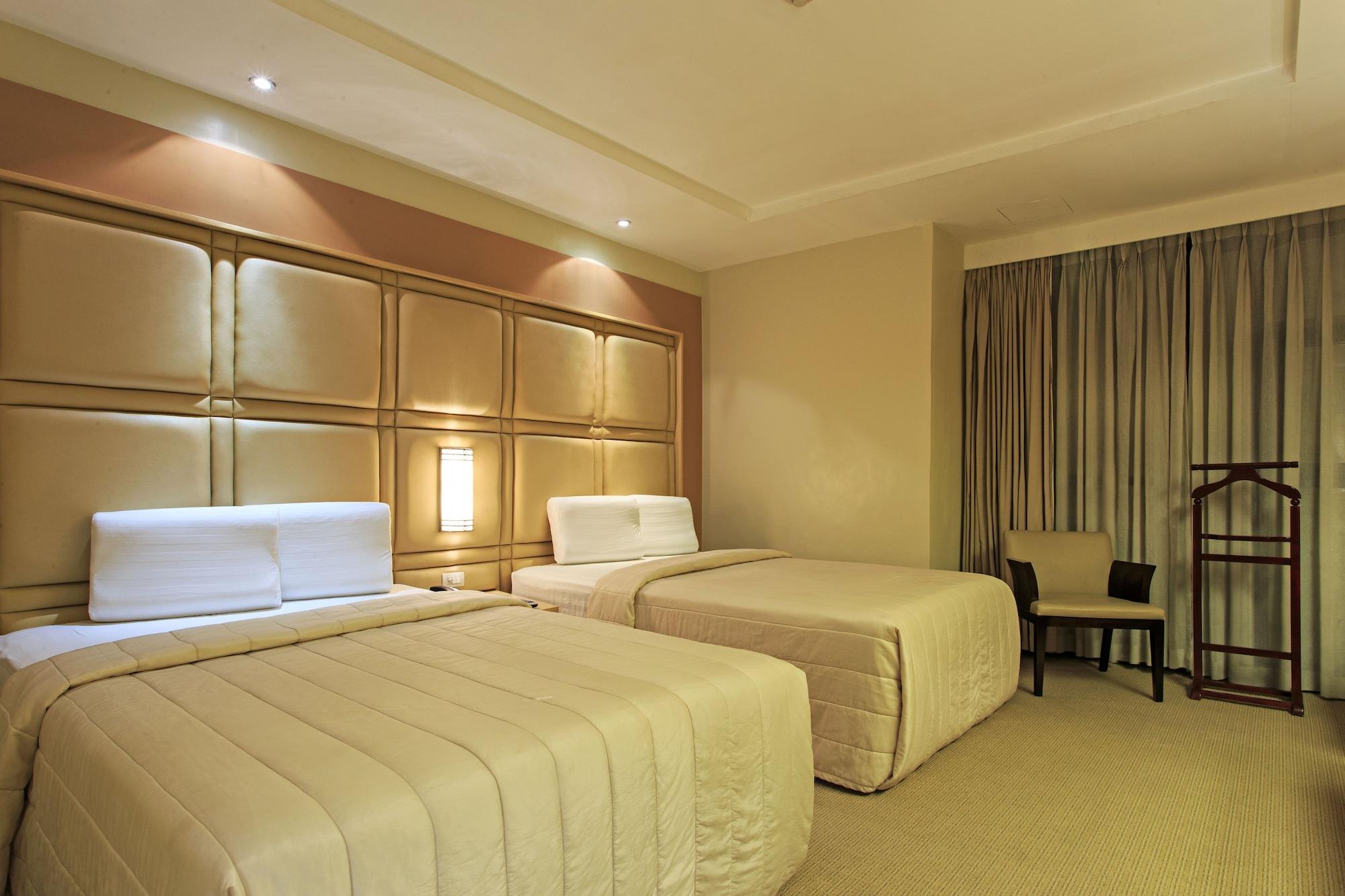 Hotel Parklane International 3*