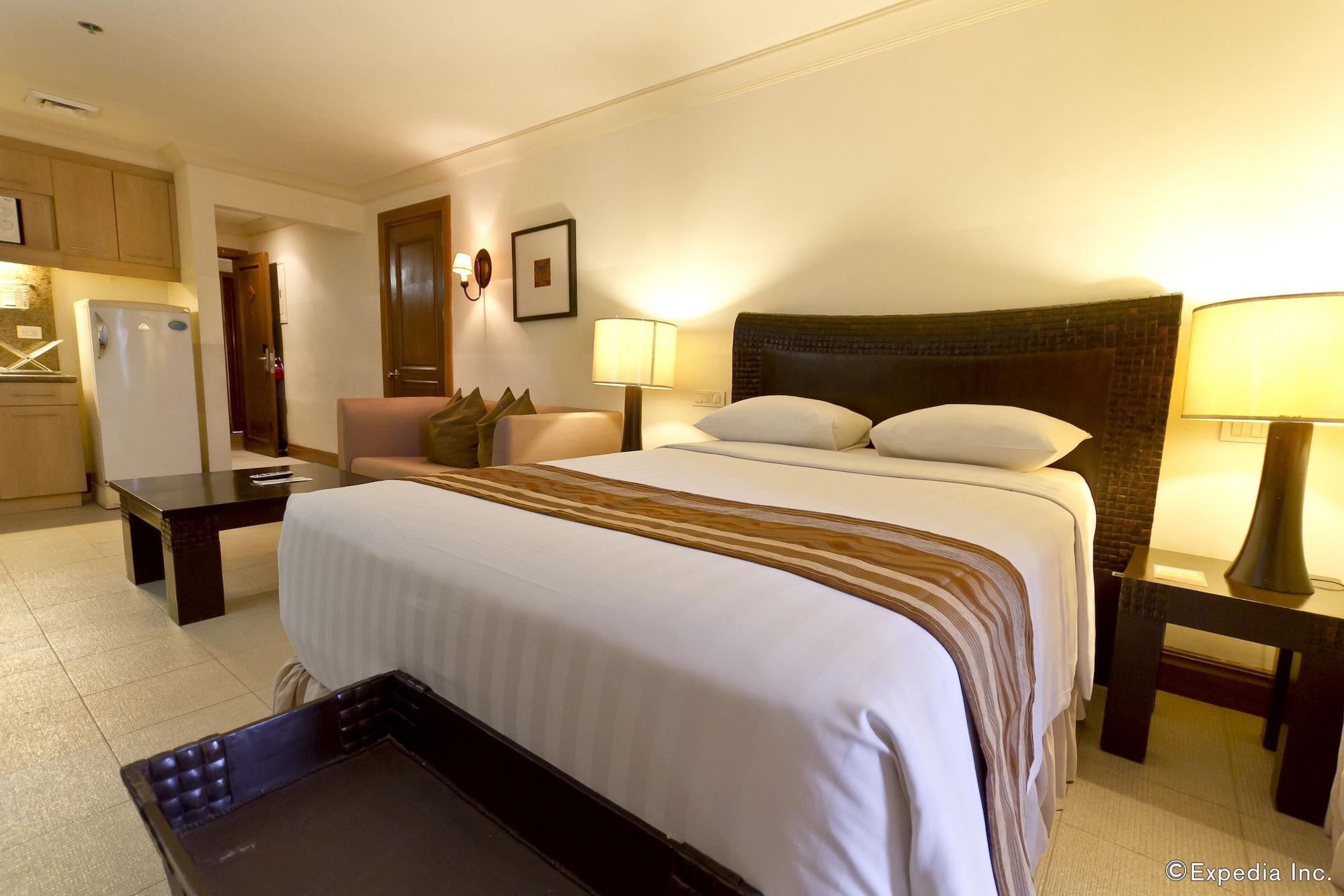Crown Regency Mactan 4* Lapu-Lapu City